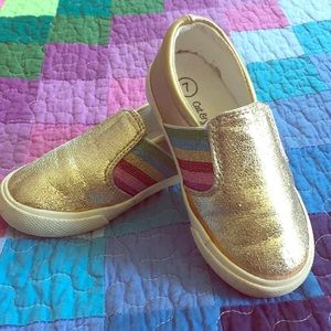 Toddler size 7 cat and jack slip in sneakers